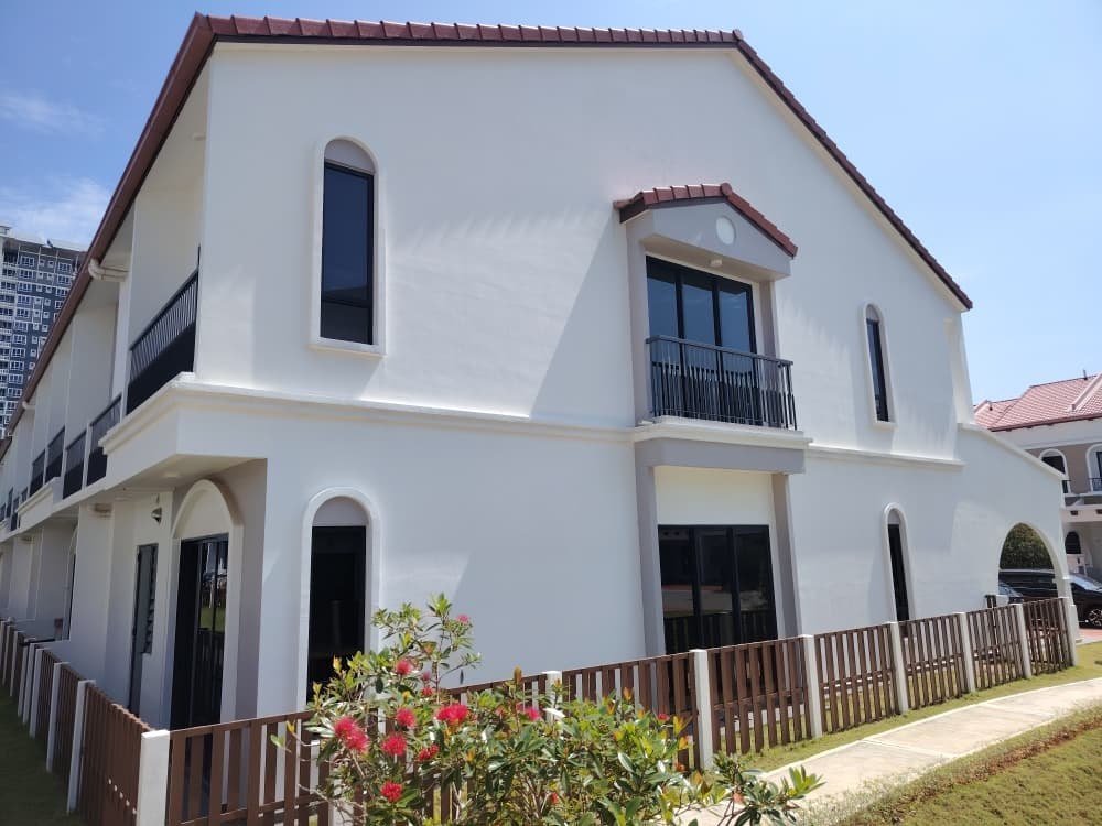 Setia Safiro